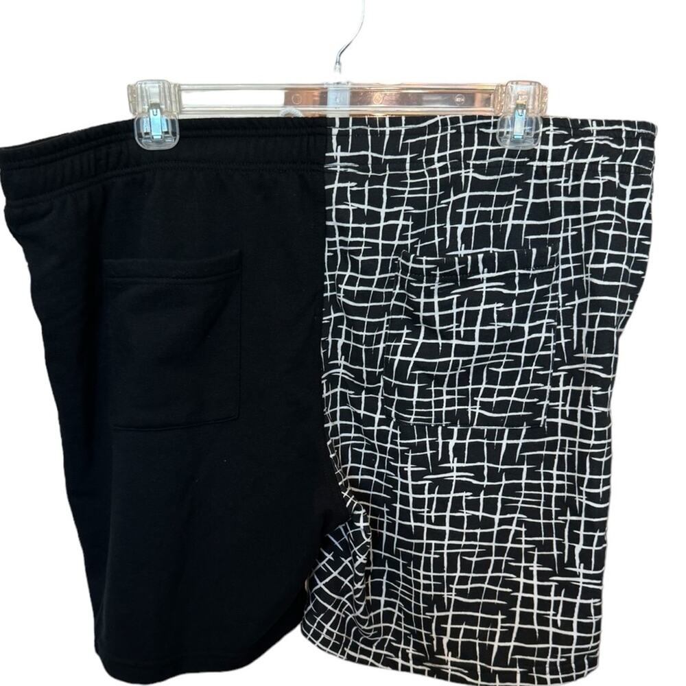 New ~ CRISTINA MARTINEZ Nordstrom ~ SPORTY Fleece Shorts Size 2XL - Picture 3 of 7
